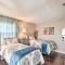 Pet-Friendly A-Frame Retreat Near Dtwn and Beaches!