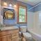 StoryBook Glade Historical Homestead with Views!