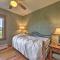 StoryBook Glade Historical Homestead with Views!