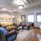 Jin Jiang Hotel Shanghai - historical hotel in the city-center of Huaihai shopping area and convenient access to metro lines