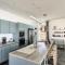 Casa Luz by LovelyStay