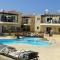 Charming 2 Bed. Ap. with swimming pool