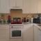 Charming 2 Bed. Ap. with swimming pool