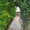 Charming 2 Bed. Ap. with swimming pool