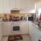 Charming 2 Bed. Ap. with swimming pool