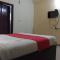 Srinivasa Residency - 瑟格莱什布尔