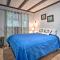 Serenity By The Sea - Chic Oceanfront Home with Deck - بروكينز