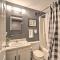 3 Mi to Skiing Mtn-View Condo in Sugar Top Resort