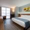 Wingate by Wyndham Long Island City