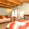 Blue Cherry! Redwoods! BBQ Grill! Fire Table! Ping Pong! Fast WiFi!! Dog Friendly!