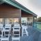 Knot-a-Care! Hot Tub!! Walk to Beach!! BBQ! Fast WiFi!!