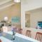 Knot-a-Care! Hot Tub!! Walk to Beach!! BBQ! Fast WiFi!!