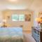 Happy Days! Downtown Guerneville! BBQ! Game Room!! Fast WiFi!! Dog Friendly!