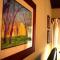 Little Red House! Redwoods! Hot Tub! BBQ! Fast WiFi!! Multiple Decks!! Near Golf Course!! Dog Friendly!