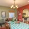 Sea Breeze! Walk to Beach!! In the Village! BBQ! Fast WiFi!! Dog Friendly!