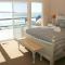 Sea Glass! AMAZING VIEWS!!!! On the Bluff! Walk to Beach! Hot Tub!! BBQ! Fast WiFi! A Dillon Beach Jewel!!!