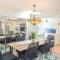 Summit Sanctuary! Redwoods! Fire Table!! BBQ Grill! Fast WiFi!! Dog Friendly!