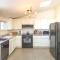 Summit Sanctuary! Redwoods! Fire Table!! BBQ Grill! Fast WiFi!! Dog Friendly!