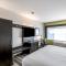 Holiday Inn Express & Suites Jersey City North - Hoboken, an IHG Hotel - Jersey City