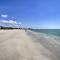 Sunny Siesta Key Condo with Beach Access and Pool! - Sarasota