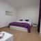 Rooms Ino