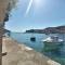 Private Beach Apartment and rooms