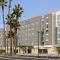 Staybridge Suites - Long Beach Airport by IHG