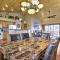 Deck, BBQ and Golf Course Views Show Low Home - شو لو