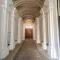 Main train station apartment close to the the Main Square!