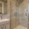 Harbourside Haven Apartment 4