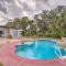 Cozy Melbourne Home with Deck and Pool 5 Mi to Beach! - ملبورن