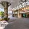 Crowne Plaza Guangzhou City Centre by IHG - Free shuttle between hotel and Exhibition Center during Canton Fair & Exhibitor registration Counter