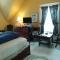 Fairmont House Bed & Breakfast
