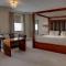Lion Hotel