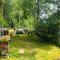 Apple tree cabin with river views - Avesta