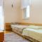 Holiday Home Leon by Interhome