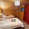 Chalet chaleureux à Orlu avec Jacuzzi et vue sur la montagne - Orlu