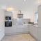 Contemporary Highland House close to town and Ben Nevis