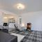 Contemporary Highland House close to town and Ben Nevis