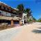 El Fuerte Beach Apartments