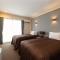 Condominium T-Room