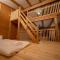 Tombi Lodge