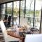 Kyriad Saint Quentin en Yvelines - Montigny photo 17