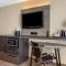 Comfort Inn & Suites North Dallas-Addison