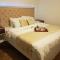 Lake Infinity Luxury Condos