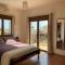 EPISKOPI VILLA, Luxury 4 Bedroom with Pool - Limassol
