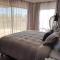 Old Bull Creek Luxury Retreat