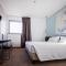Hotel For You