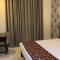 Hotel Singh`s By WB Inn, Vashi, Navi Mumbai - نافي مومباي