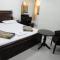 Lloyds Serviced Apartments, Near Music Academy